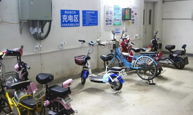 电动车充不进去电是怎么回事，电动车为什么突然充不进去电（冬天电动车掉电快、充不进电怎么办）