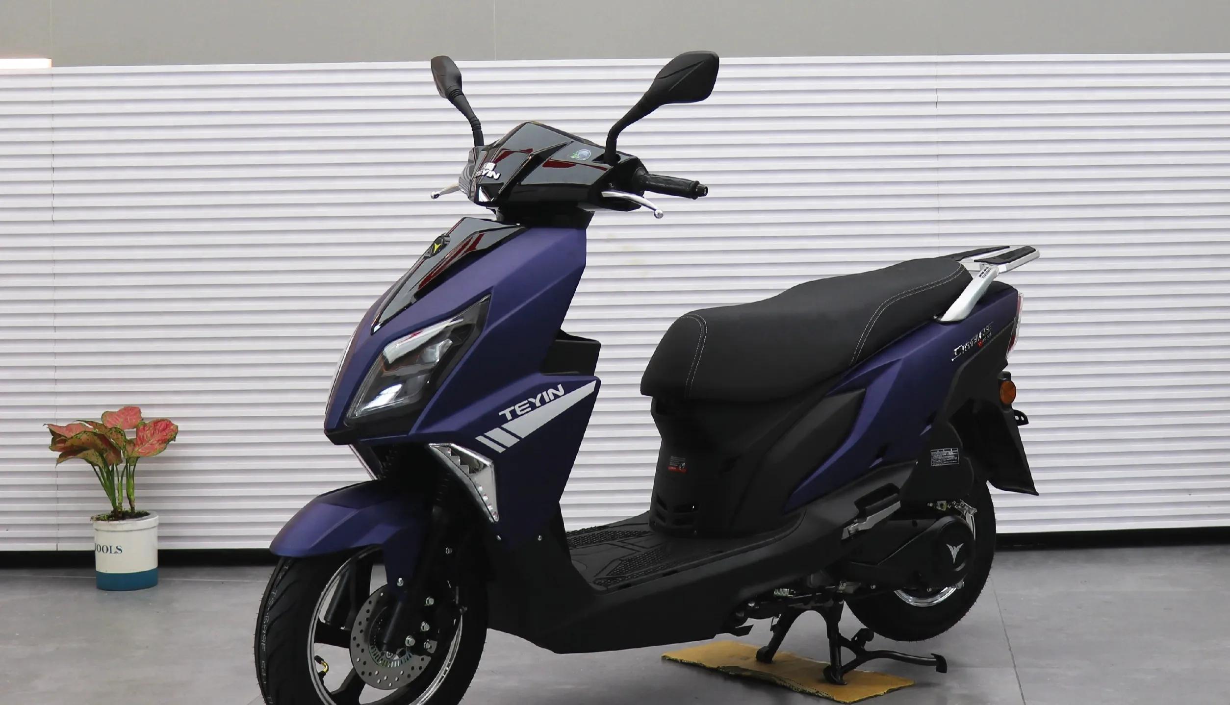 铃木摩托车(天鹰打造的) - 四帝国车市