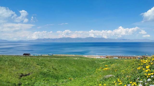 暑假去哪里旅游好，暑假去哪里旅游好玩2021（最适合去的12个美景地）