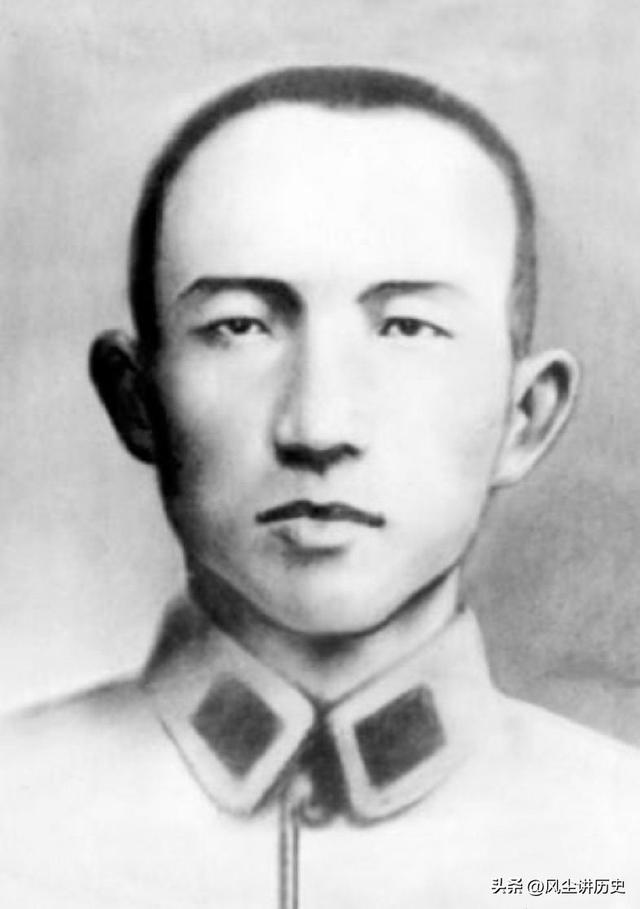 军团长是什么级别，军长与军团长有区别吗（红军史上曾有十个军团）