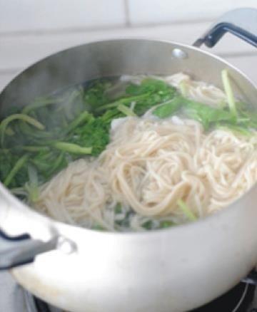 正宗家常肉丝面的做法，肉丝面的做法是什么