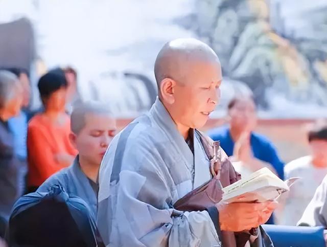 辽宁大悲寺苦行僧,辽宁大悲寺苦行僧说法(日睡4小时吃一餐)