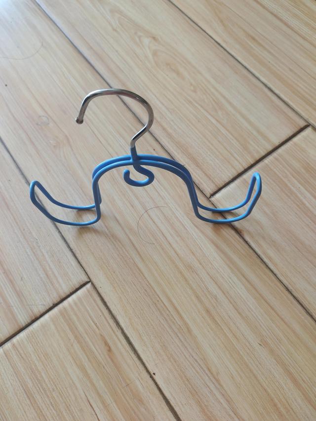 【不锈钢鞋架】不锈钢鞋架价格简介，不锈钢鞋架多少钱（生活小物件，好而不贵）