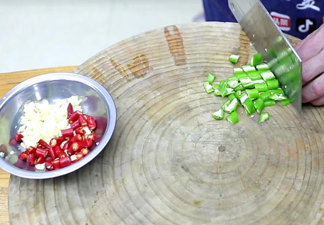 洋芋炒菜做法，洋芋炒菜做法大全家常菜（比大鱼大肉还美味）