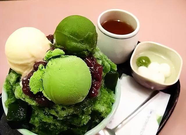 抹茶是什么，抹茶粉的功效与禁忌（到底是什么东西做的）