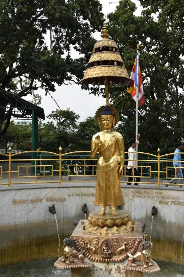 尼泊尔加德满都，尼泊尔加德满都介绍（尼泊尔—山那边的国家—加德满都）