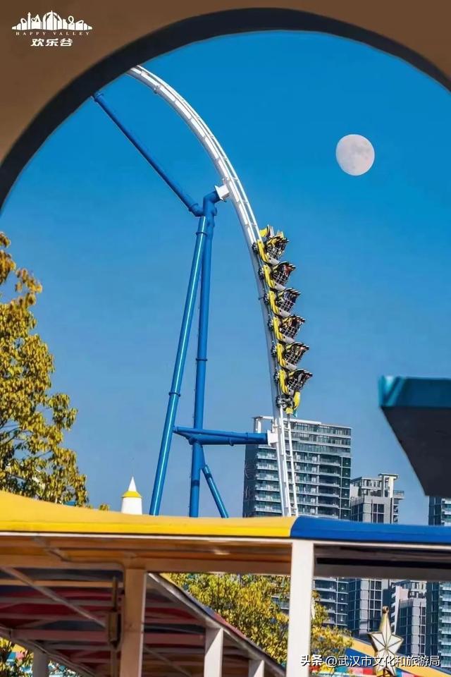 成都欢乐谷夜场，成都欢乐谷游玩指南（中秋赏乐倒计时）