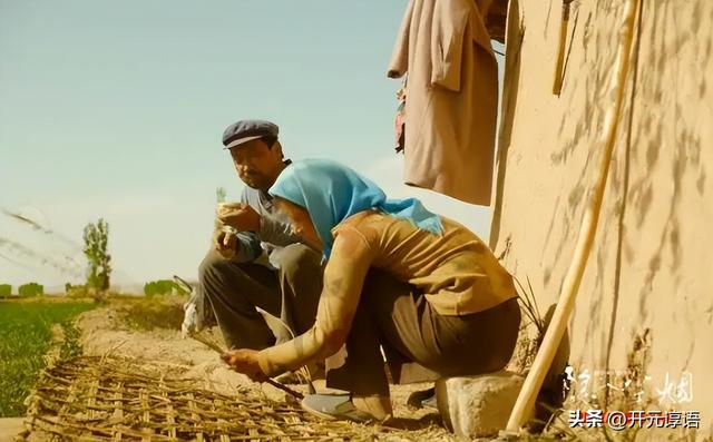 让对方看到心疼的网名，伤心透了的网名（《隐入尘烟》有种一见钟情叫做我在雪地心疼驴）