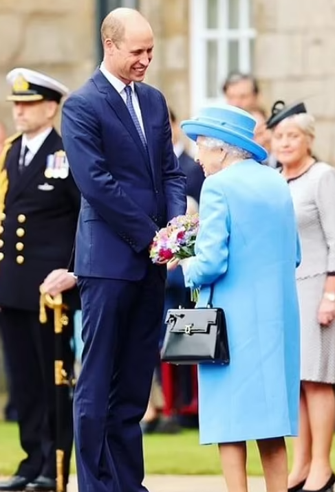 唯美英文生日祝福语，唯美英文生日祝福语简短（祝剑桥公爵40岁生日快乐）