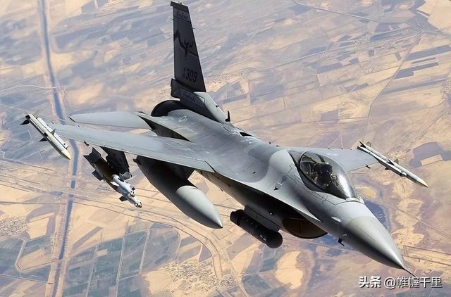 经典飞机有哪些型号，从三款经典战机的全球空军装备数看超级大国影响力