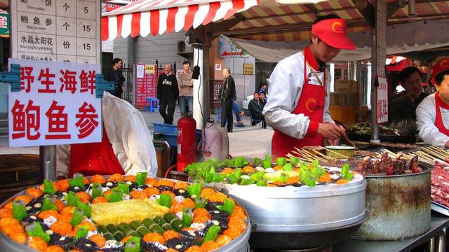 中国的“4大小吃街”，延续数百年经久不衰，看看有你去过的吗？