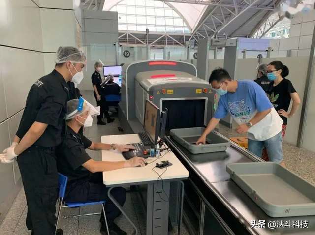 飞机托运液体不能超过多少毫升，飞机托运液体有限制吗（为什么你坐飞机不可以带液体）