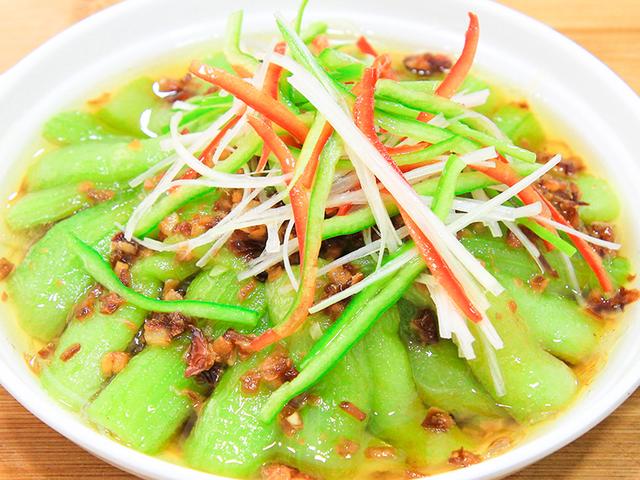 生凉瓜的功效与作用，生凉瓜的功效与作用是什么（夏天多吃“凉瓜”）