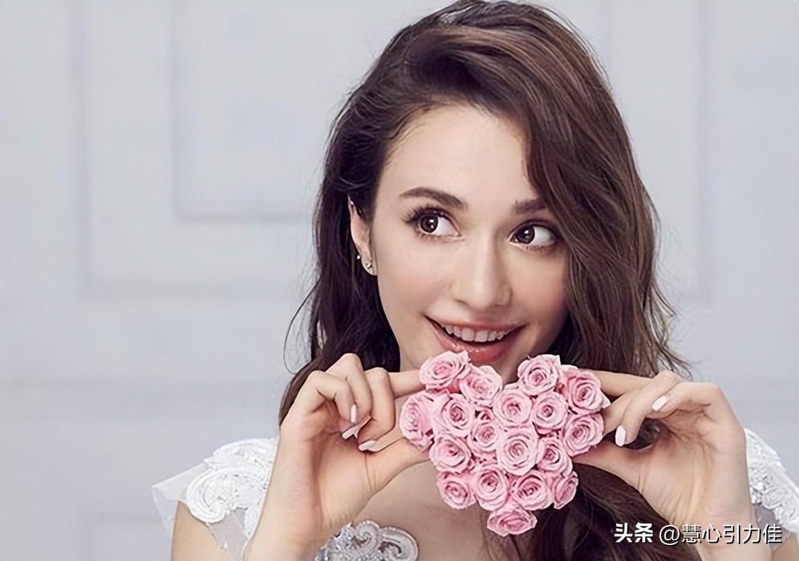 瑞莎写真(她是乌克兰艺体冠军) - 赤虎壹号