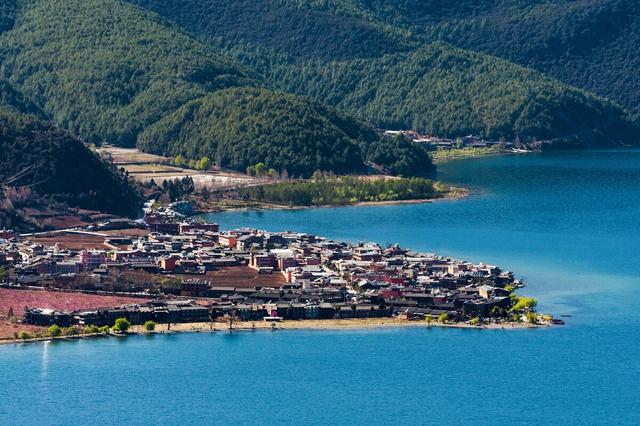 夏天哪里旅游好，16个夏天最值得去的地方（六七月份值得推荐的8个绝美景点）