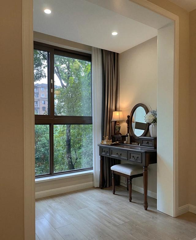 8层洋房住几层最好，8楼洋房最不建议买的楼层是哪层（花园洋房买几楼比较合适）