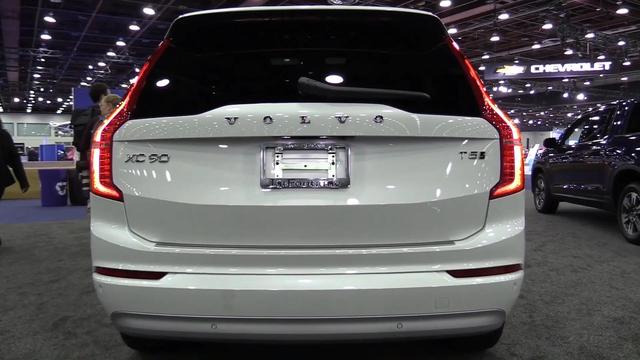 沃尔沃xc90最低价，沃尔沃XC90最新款最低价格是多少钱（2023款沃尔沃XC90正式到港）