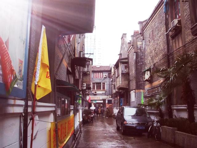 万象天地和万象城区别，万象城万象汇万象天地有什么区别（天潼路、天后宫、慎余里告诉你）