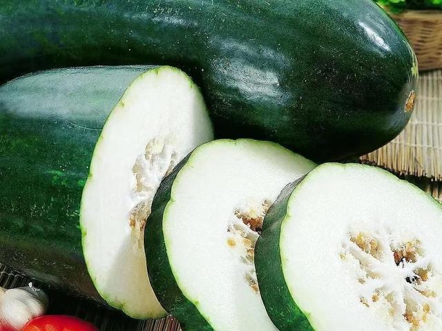 夏天有什么蔬菜，夏季都有什么时令蔬菜（夏天必吃的九种蔬菜）