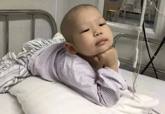 宝宝高烧一直不退是什么原因，婴儿高烧不退的原因是什么（看到检查结果后父母崩溃了）