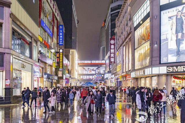 春熙路在成都哪个区，春熙路在哪个区（锦江区春熙路入选首批国家级旅游休闲街区公示名单）