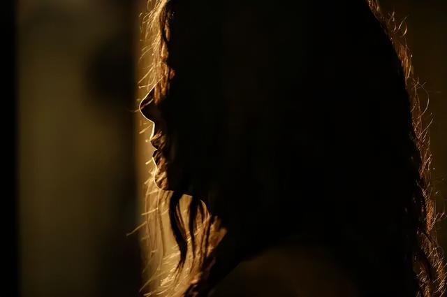 桑德拉布洛克的电影，桑德拉布洛克电影推荐（“傻大姐”桑德拉·布洛克新作《不可饶恕》）