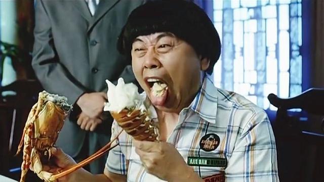 乞丐图片拿碗的图片(乞丐要饭图片搞笑图片)