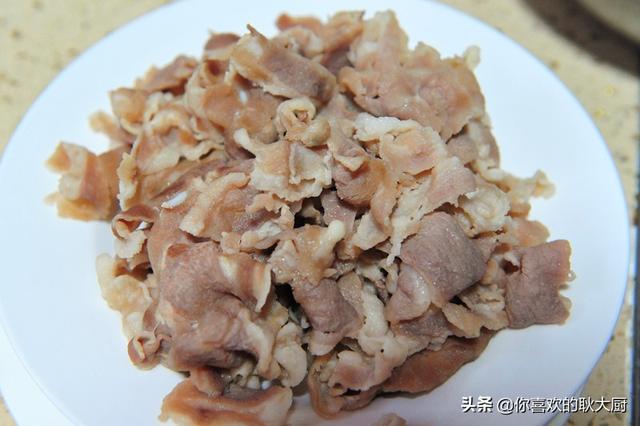 速冻羊肉卷怎么做好吃，速冻羊肉卷有没有营养（这样做比涮火锅好吃十倍）