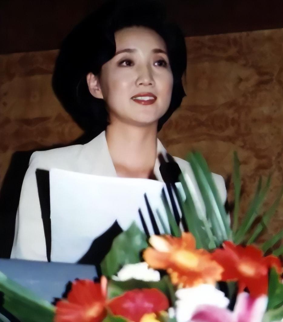 李修平的婚姻(央视主播) - 火句子