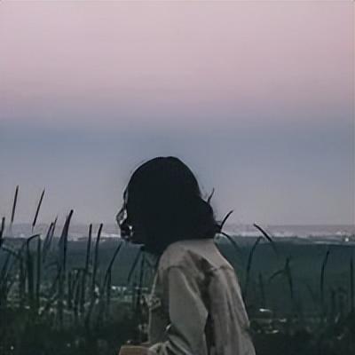 黑白风微信头像，黑白系微信头像（微信头像 ， 黑白伤感头像）