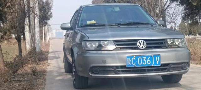 新捷达2012款，新捷达2012款报价（情怀老车：黑灯捷达）