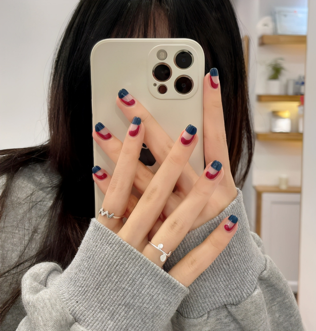 美甲，美甲美睫培训学校学费多少（开春画上这些“美甲”样式图片）