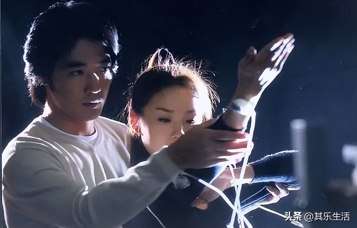 《白领公寓》播出20年,安在旭儿女双全,董洁的颜值巅峰