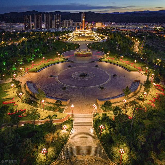 云南养老买房子哪里最好，云南省最适合养老居住的地方（云南有一座低调的旅居养老城市）