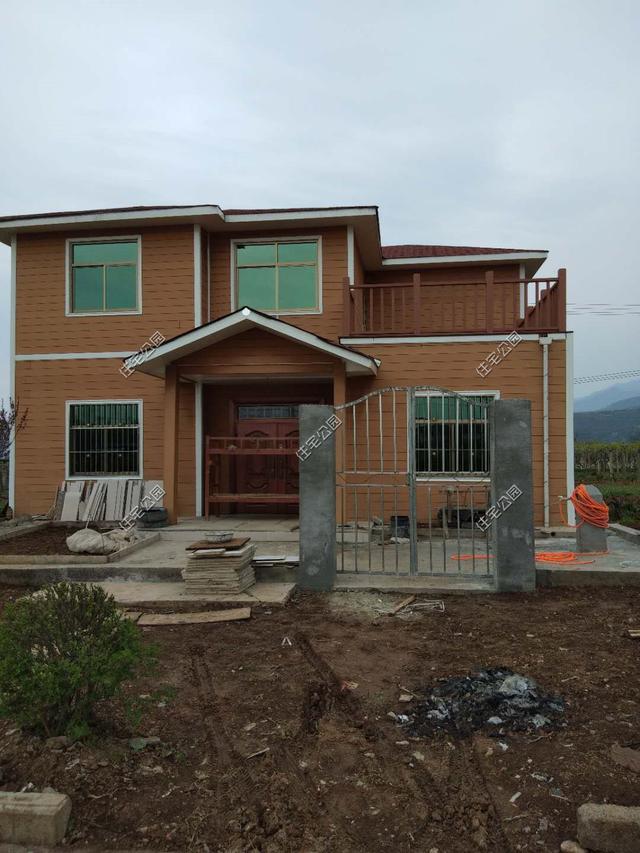 轻钢别墅的优缺点，轻钢别墅的优缺点有哪些（4点告诉你最真实的轻钢建房的好与坏）