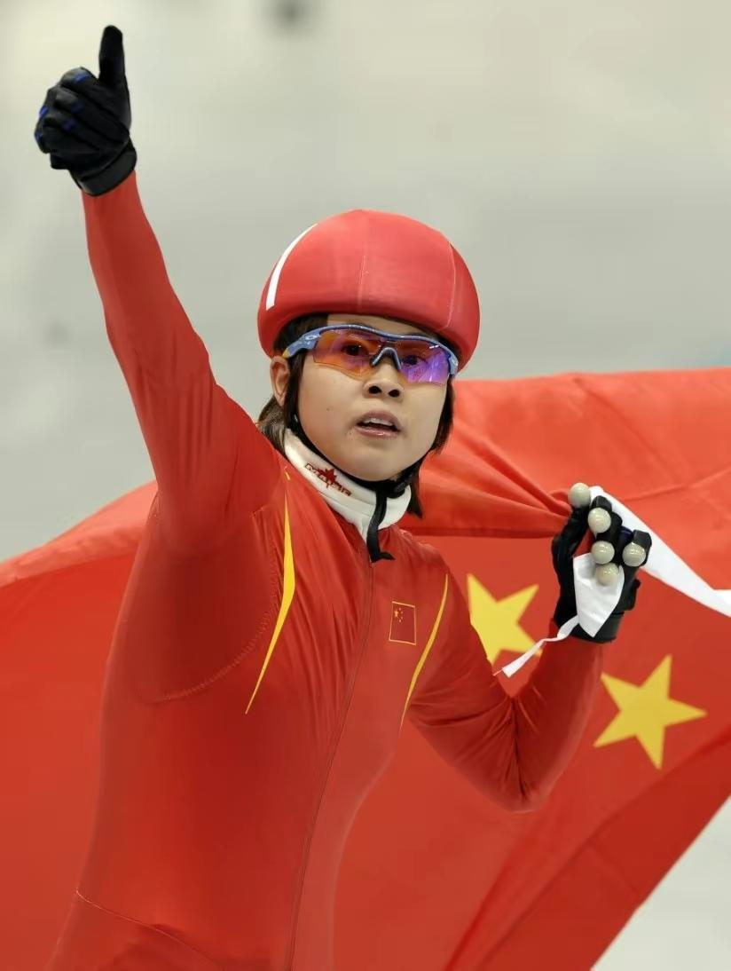 短道速滑王蒙近况(三次被国家队) - 青木春