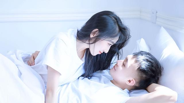 女生初吻是不是会躲，女生初吻会害怕（说明她对你动了真心）