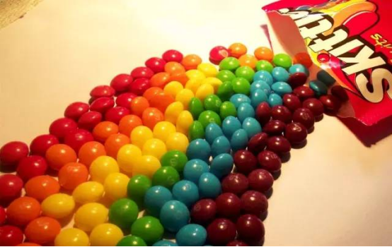 彩虹糖广告创意解析，彩虹糖广告诉求（玛氏彩虹糖被曝二氧化钛含量过高）