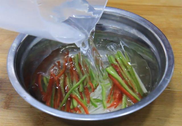 梅雨季节饮食注意事项，梅雨季节 饮食（老人讲：“梅雨季吃3宝）