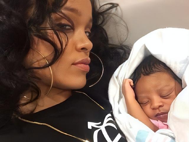 rihanna怀孕，蕾哈娜怀孕临近生产男友被曝出轨（蕾哈娜的前男友）