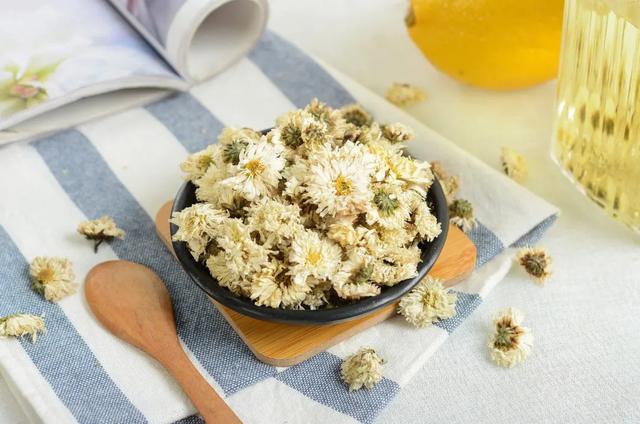 决明子是什么植物的种子，决明子泡水喝竟有6个害处（这3对名称相似的中药）