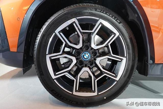 宝马x1国产价格，2011年纯进口宝马x1参数配置（新宝马X1日本上市）