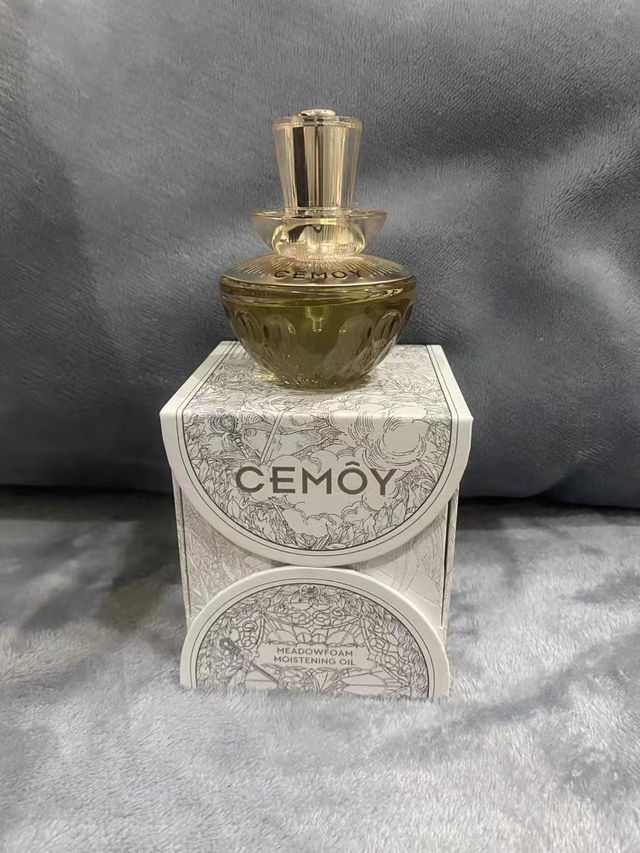 修护霜的正确使用顺序，正确的护肤品使用顺序（敏感肌修护类产品该怎么选怎么用）