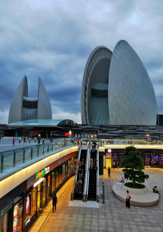 珠海属于哪个市，珠海属于哪个市哪个城市（干净又浪漫的年轻城市——珠海）