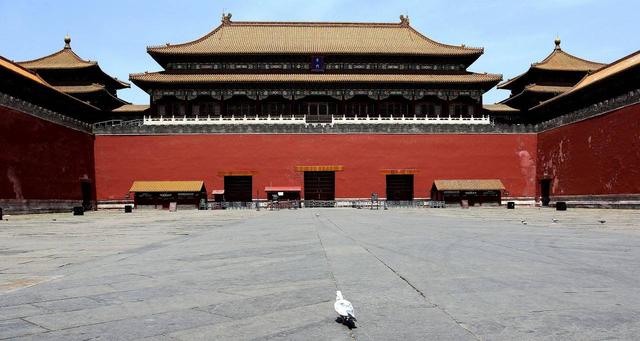 古人的婚礼在什么时间举行，古人的婚礼一般在什么时间举行（皇后当晚必须先吃“子孙饽饽”）