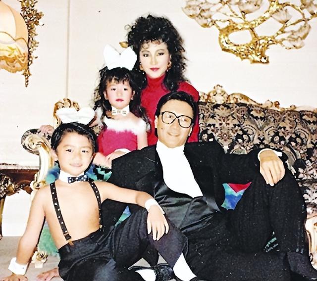 香港英皇旗下艺人，星二代谢霆锋的曲折情史