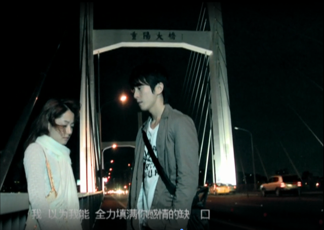 我以为我的温柔能给你整个宇宙，歌词我以为我的温柔能给你整个宇宙（我以为，我以为我们……）