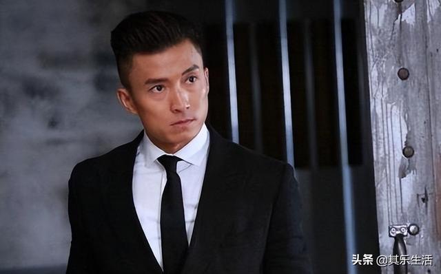 香港tvb男配角全名单，历届TVB万千星辉颁奖典礼—最佳男配角