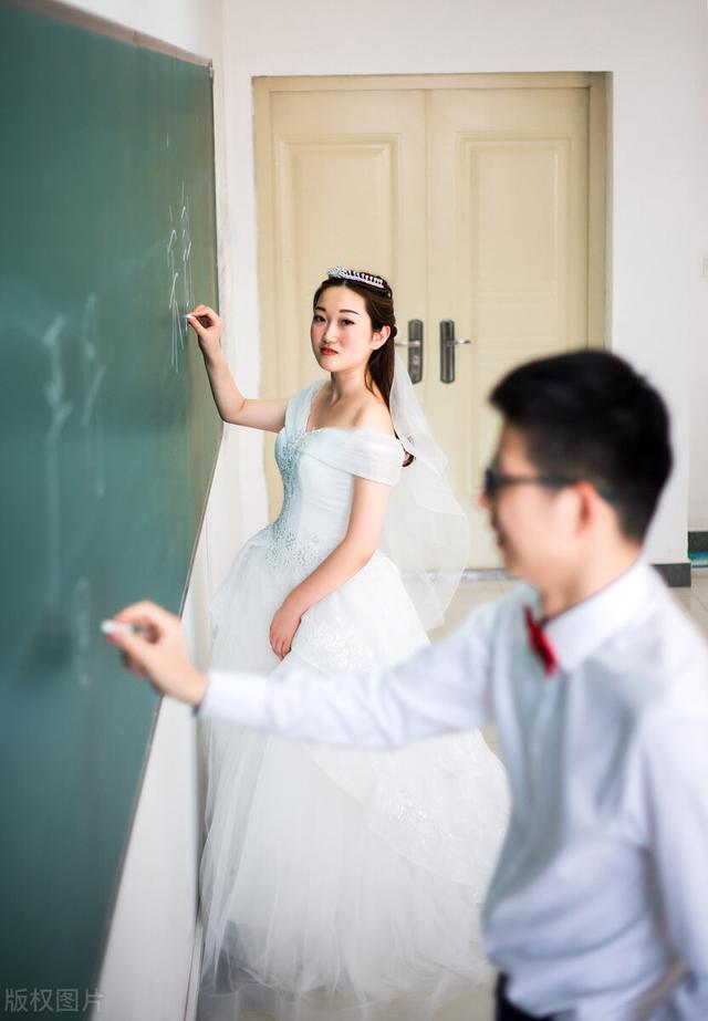 養這三種花的女人,婚後再苦也不說(健康快樂生活之女人如花養心)