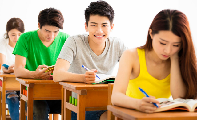 大一可以考四级吗，大一新生能否考英语四级（为啥大一新生不能报考英语四级）